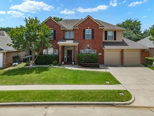 2308 Denham Dr, Arlington, TX, 76001-8413 | Card Image