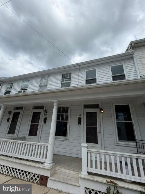 123 W King St, LITTLESTOWN, PA, 17340-1405 | Card Image