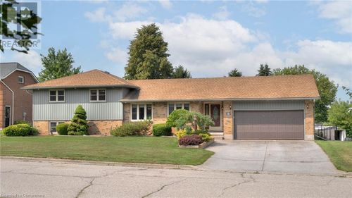 131 St Ann Avenue, St Agatha, ON, N0B2L0 | Card Image
