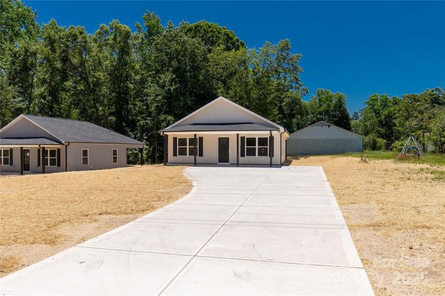 812 Generation Ln, House other with 3 bedrooms, 2 bathrooms and null parking in Clover SC | Image 24