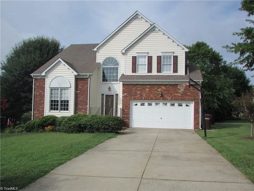 375 Kingsmill Dr, Advance, NC, 27006-7285 | Card Image