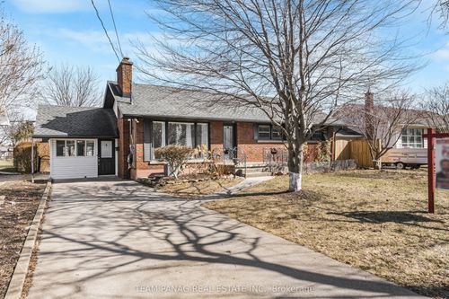 24 Brisbane Glen, Saint Catharines, ON, L2N3K9 | Card Image