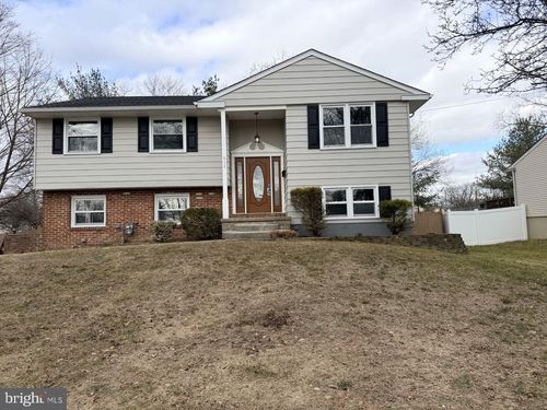 916 Edgemoor Rd, Cherry Hill, NJ, 08034-3940 | Card Image