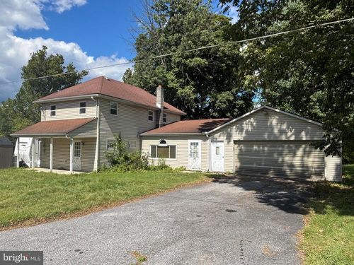 303 York Rd, NEW CUMBERLAND, PA, 17070-2466 | Card Image