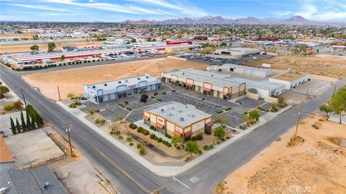 1-4-13558 Nomwaket Rd, Apple Valley, CA, 92308-6543 | Card Image