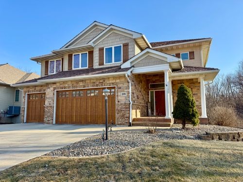 2098 Dempster Dr, Coralville, IA, 52241-9742 | Card Image