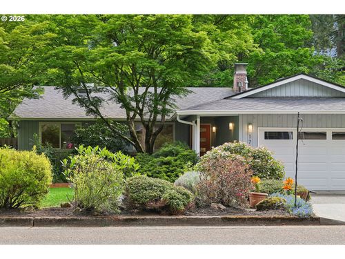 17500 Hill Way, LakeOswego, OR, 97035 | Card Image