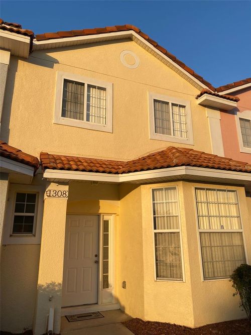 1308 S Beach Cir, KISSIMMEE, FL, 34746-6748 | Card Image