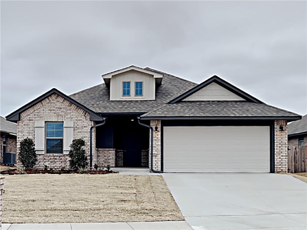 Peach Tree Dr, Yukon, OK 73099