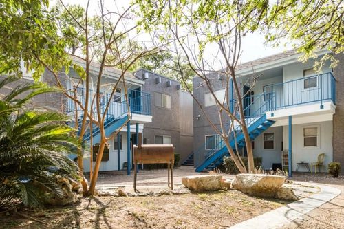 apt-203-3405 Helms St, Austin, TX, 78705-1531 | Card Image