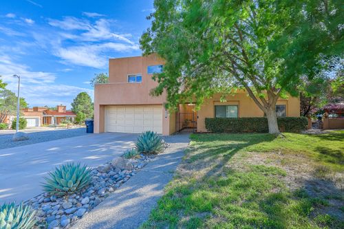 7301 Freedom Ct Ne, Albuquerque, NM, 87109-6366 | Card Image