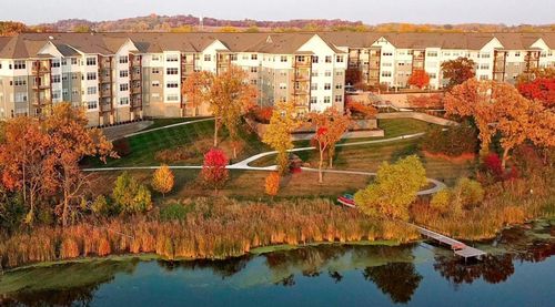 apt-232-1900 Rush Lake Trl, New Brighton, MN, 55112-1558 | Card Image