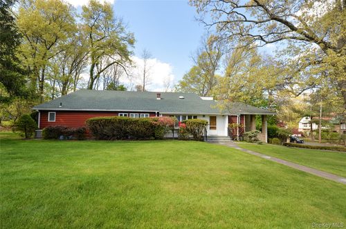 24 Highview Rd, Monsey, NY, 10952-2439 | Card Image