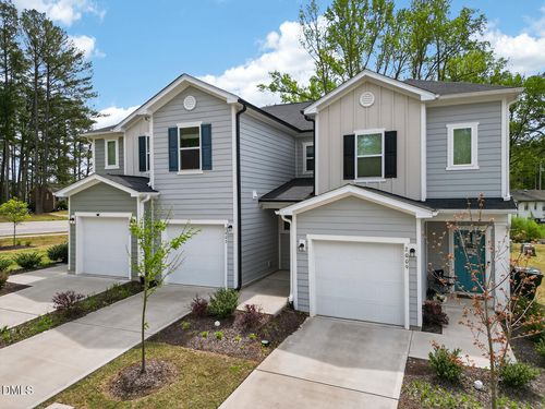 2007 Rockface Way, Durham, NC, 27703-7209 | Card Image