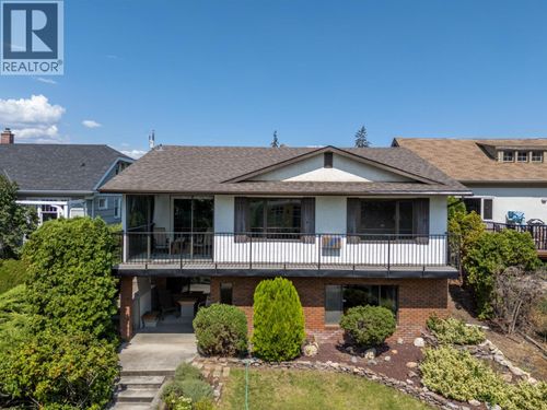 1470 Lawrence Ave, Kelowna, BC, V1Y6M8 | Card Image