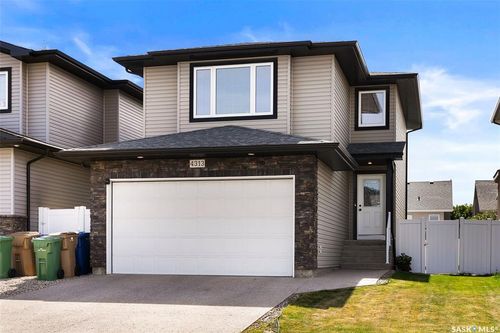 4313 Mcmillan Dr, Regina, SK, S4X0C6 | Card Image