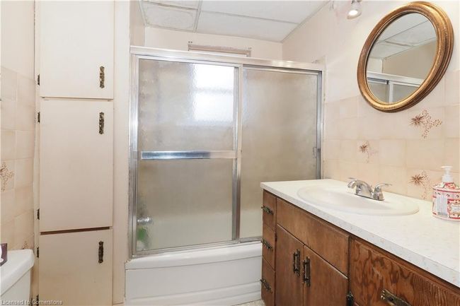 227 Waterloo St N, House other with 4 bedrooms, 1 bathrooms and 2 parking in Cambridge ON | Image 27