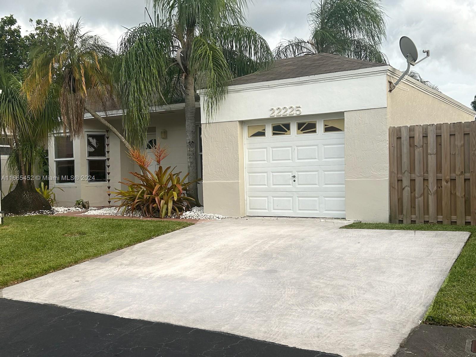 97th Ct, Cutler Bay, FL 33190