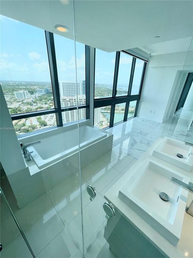 UNIT-3808 - 650 Ne 32 Nd St, Condo with 1 bedrooms, 2 bathrooms and null parking in Miami FL | Image 19