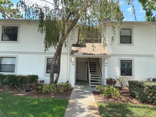 303 Meadow Ln, OLDSMAR, FL, 34677-6209 | Card Image