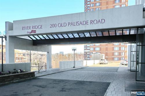 200 Old Palisade Rd, Fort Lee, NJ, 07024-7056 | Card Image
