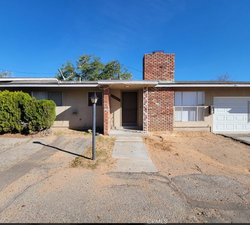 19142 Us Highway 18, Apple Valley, CA, 92307-2507 | Card Image