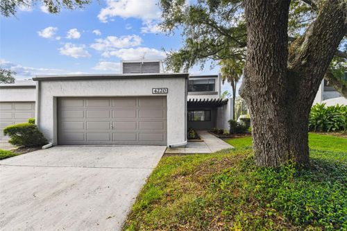 0-4220 Fairway Run, TAMPA, FL, 33618-8642 | Card Image
