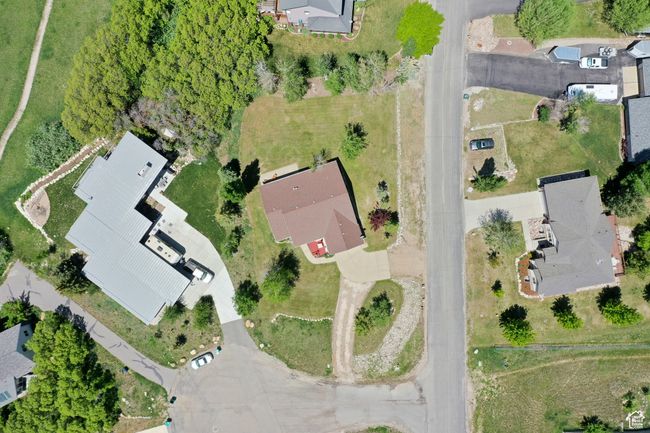 Bird's eye view with a residential view | Image 38