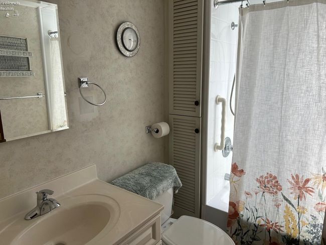 701 Polk St, House other with 4 bedrooms, 2 bathrooms and 2 parking in Sandusky OH | Image 30