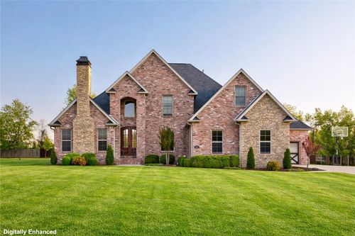 1353 Scout Trl, Siloam Springs, AR, 72761-3038 | Card Image