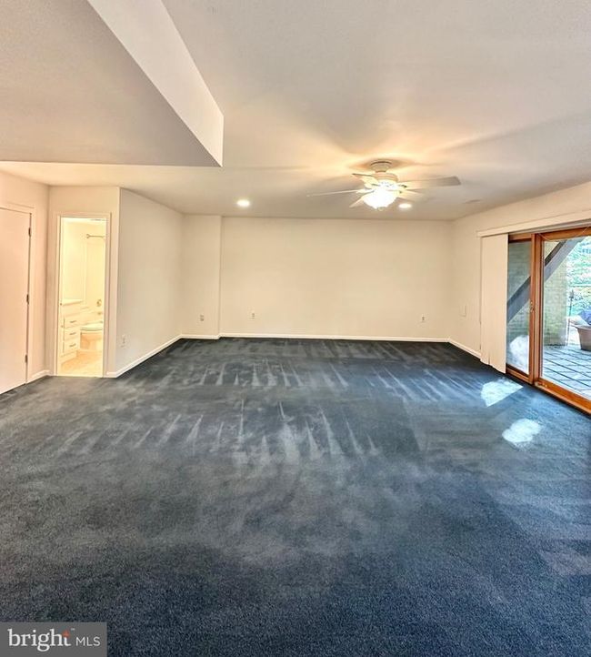 2021 Lakebreeze Way, Townhouse with 3 bedrooms, 4 bathrooms and null parking in RESTON VA | Image 41