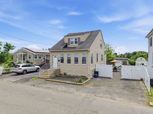 28 Houston Ave, Saugus, MA, 01906-1744 | Card Image