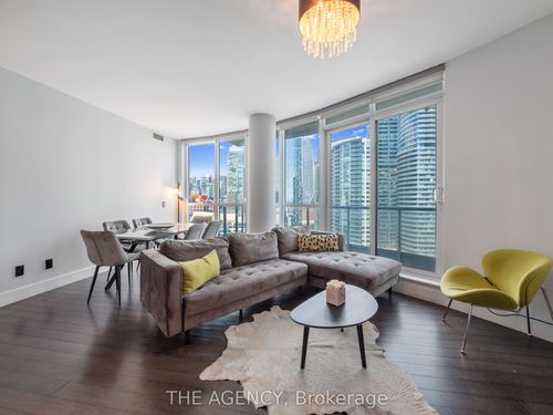 2201-218 Queens Quay W, Toronto, ON, M5J2Y6 | Card Image