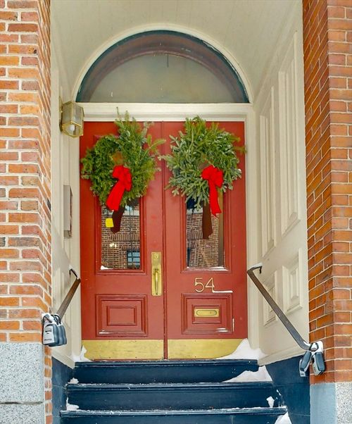 2-54 Temple Steet, Boston, MA, 02114 | Card Image