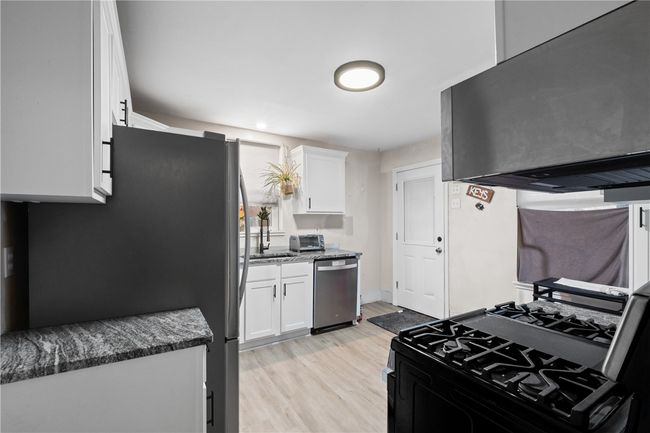 1045 Park Ave, House other with 4 bedrooms, 2 bathrooms and null parking in East Mc Keesport PA | Image 14