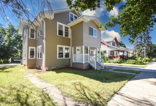 2-600 Sunderlin St, Waukegan, IL, 60085-6480 | Card Image