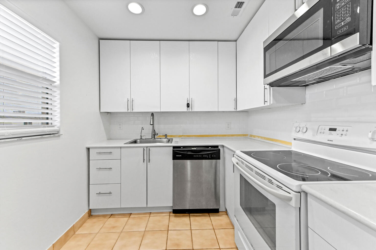Residential Lease in Delray Beach 3