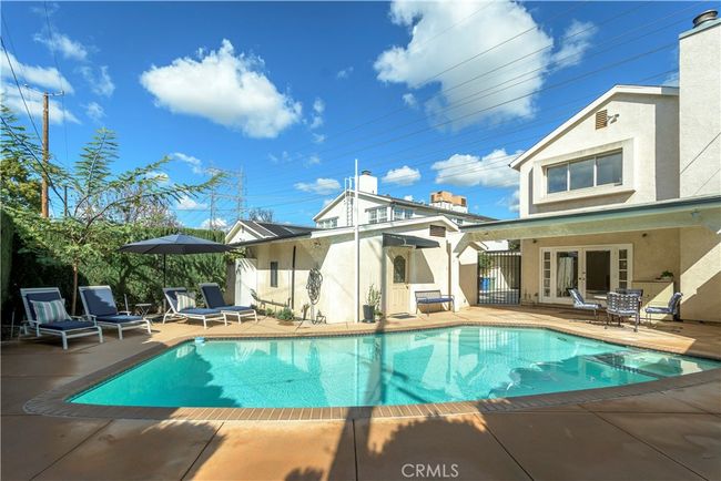 251 N Whitnall Hwy, House other with 4 bedrooms, 3 bathrooms and 4 parking in Burbank CA | Image 48
