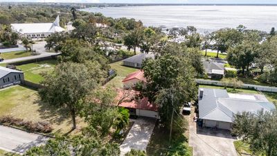 Aerial view with Lake Jackson | Image 3