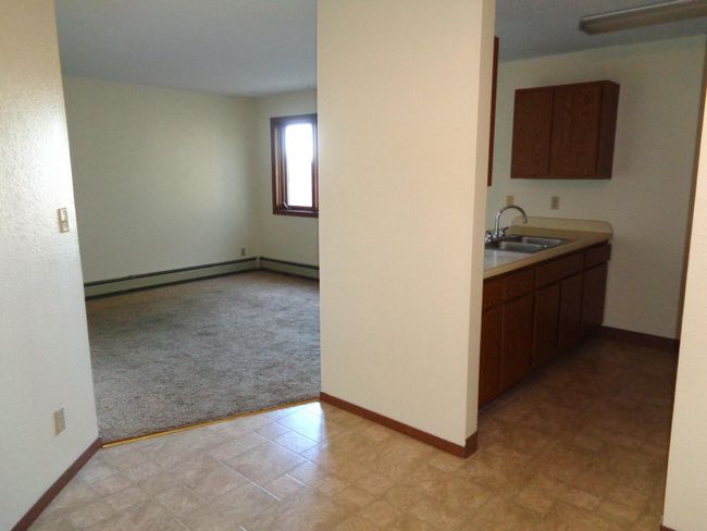Pheasant Run Kitchen & Living Room.JPG | Image 4