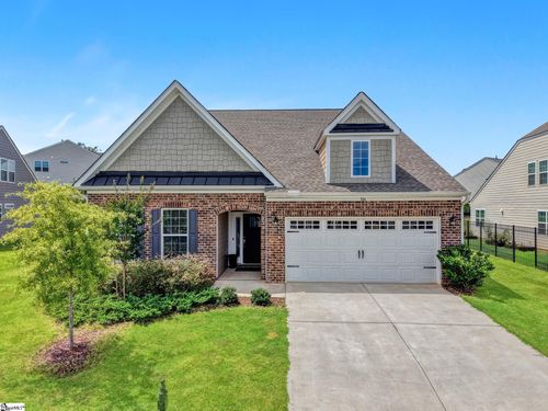 304 Double Crest Dr, Taylors, SC, 29687-4639 | Card Image
