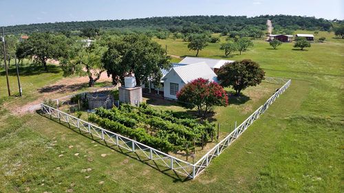 754 Ischar Ln, Mason, TX, 76856-5020 | Card Image