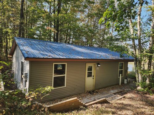 5359 Tilmann Ln, Weidman, MI, 48893-8202 | Card Image