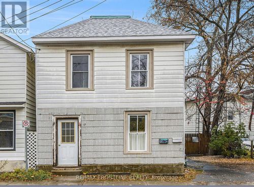17 Mill St, Perth, ON, K7H1W1 | Card Image