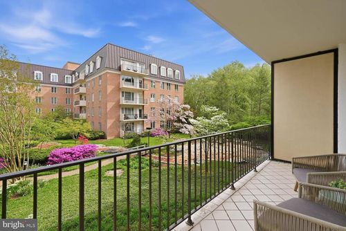 s-405-8101 Connecticut Ave, CHEVY CHASE, MD, 20815-2839 | Card Image