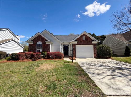 5485 Coleman Cir Nw, Concord, NC, 28027-5588 | Card Image
