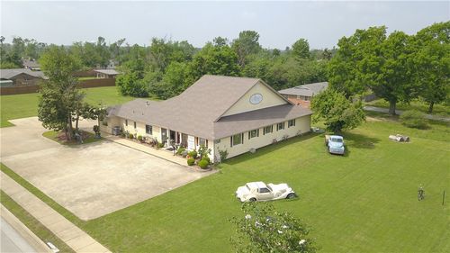 1500 W Walnut St, Rogers, AR, 72756-3320 | Card Image