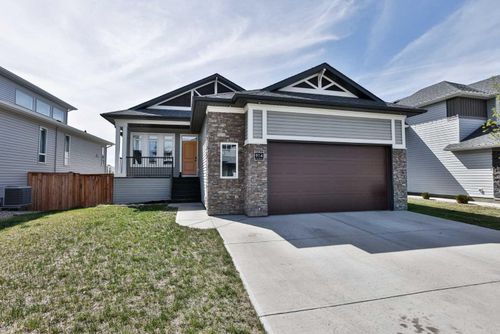 914 Maydell Palmer Vista N, Lethbridge, AB, T1H7B7 | Card Image
