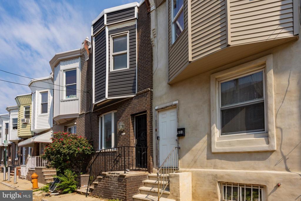 Cantrell St, Philadelphia, PA 19148