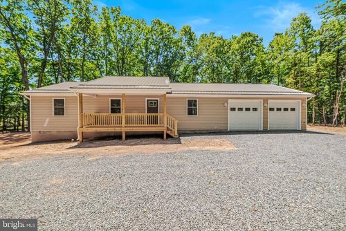 148 Ponds Ct, BERKELEY SPRINGS, WV, 25411 | Card Image